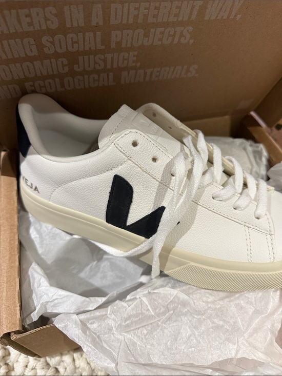 Veja Shoes - Veja White Sneaker